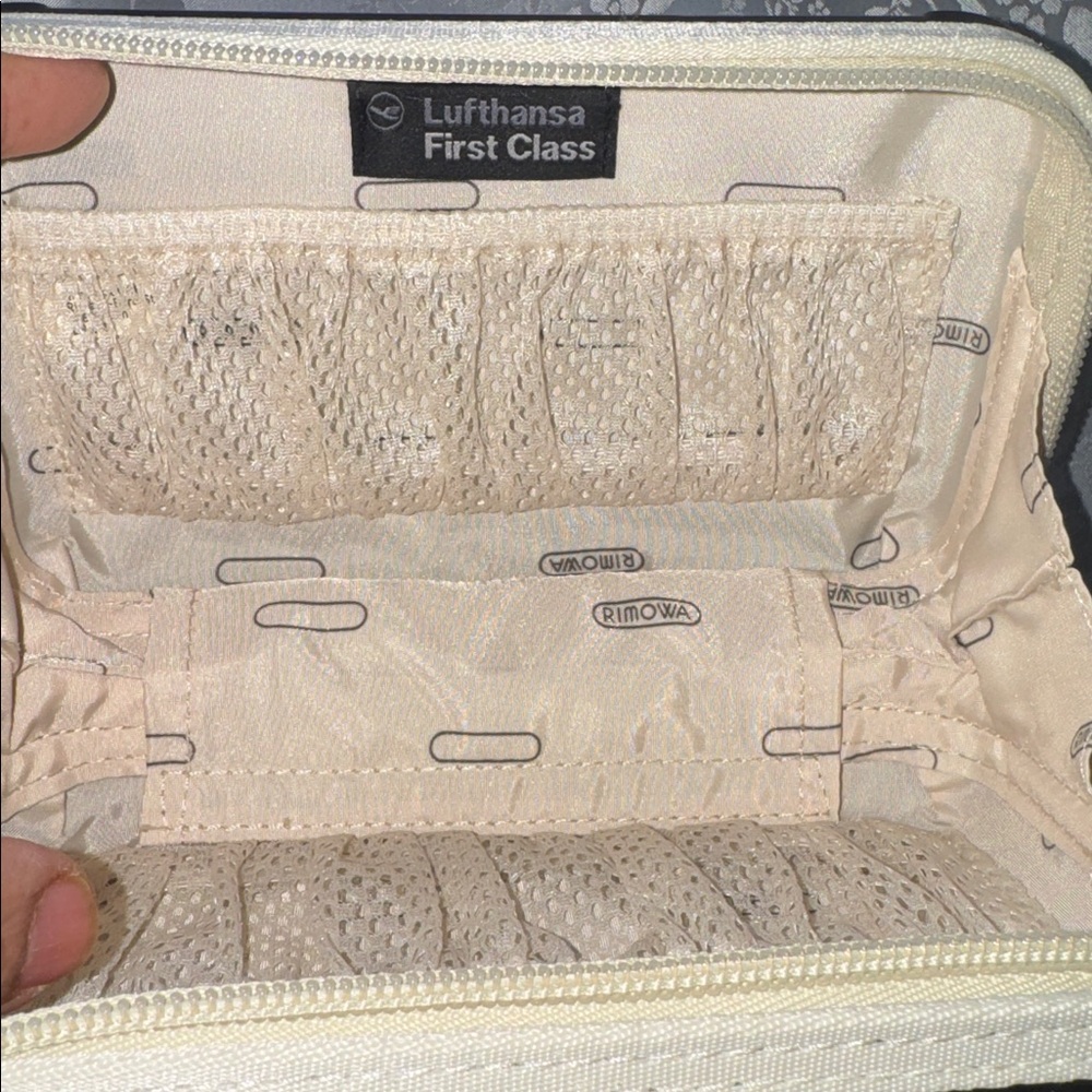 Rimowa travel case - Picture 8 of 11